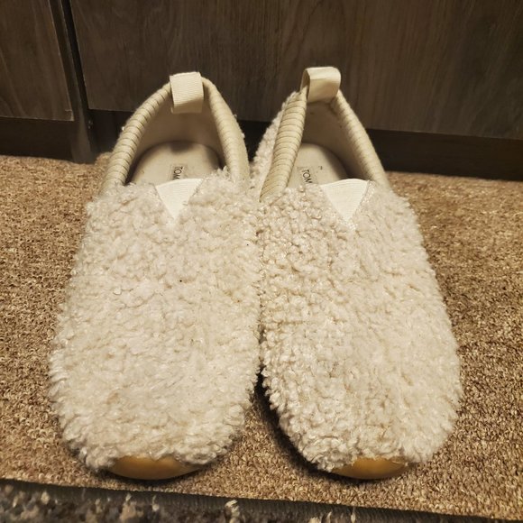 Toms Natural faux sherling fuzzy cream shoes size 9 - Picture 4 of 5